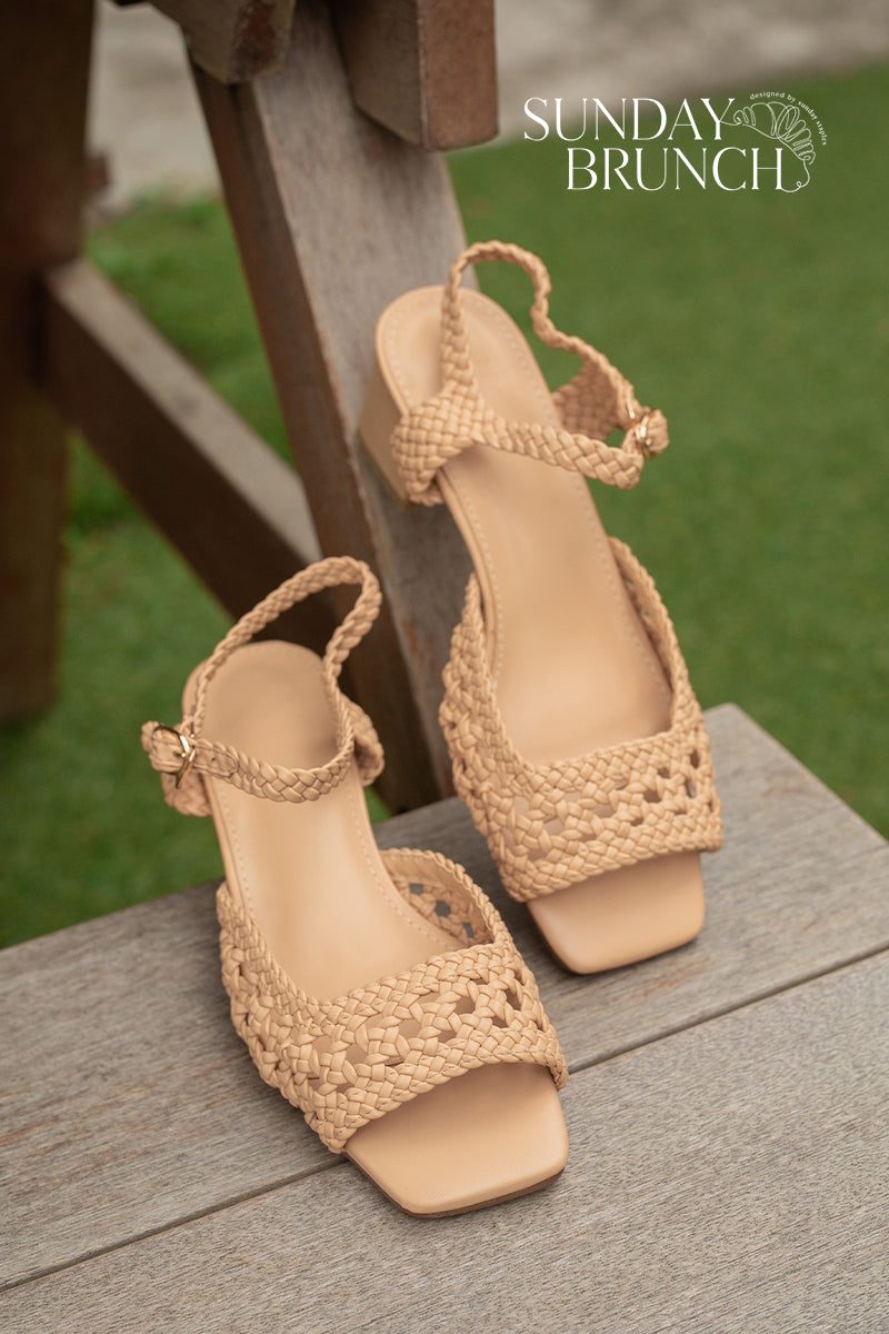 Alba Hand-Woven Sandals in Nude