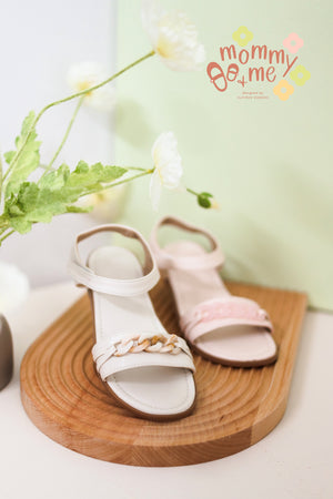 
                  
                    Anjou Chain Sandals in Pink Kids
                  
                