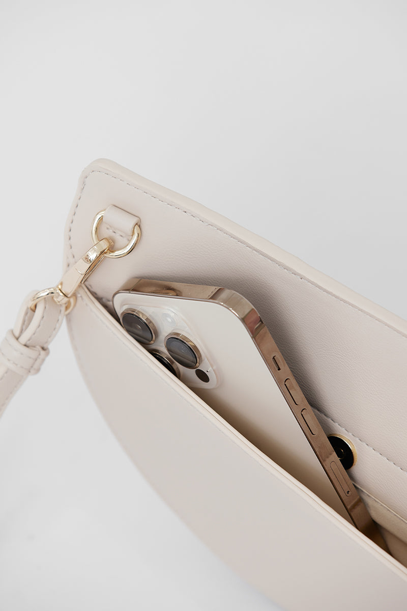 The Clair Bag in Chalk