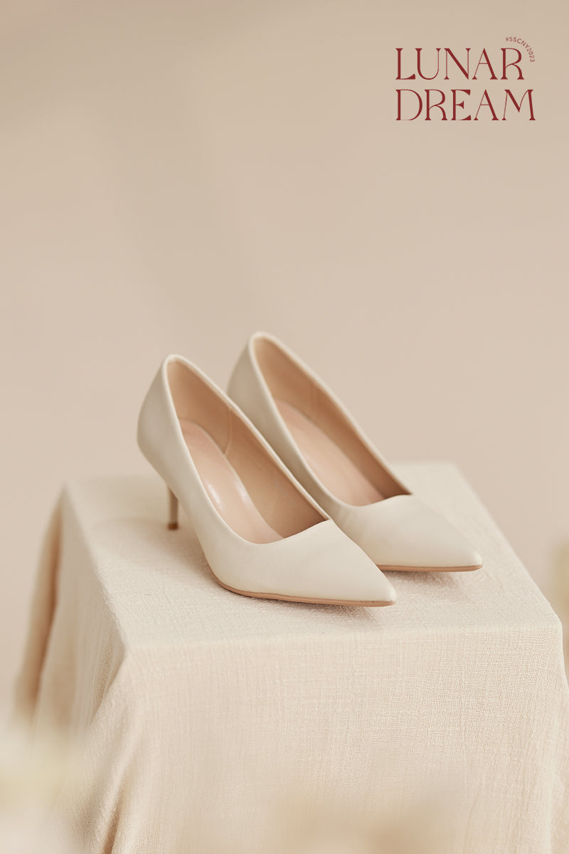 Classique Pump Heels in Cream