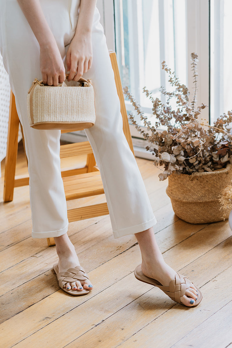 Hyacinth Sliders in Nude