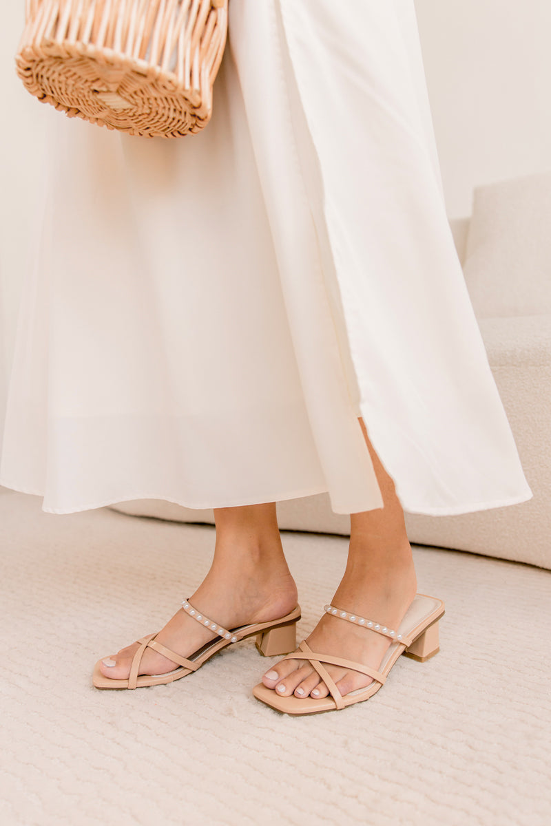 Daphne Pearl Heels in Nude