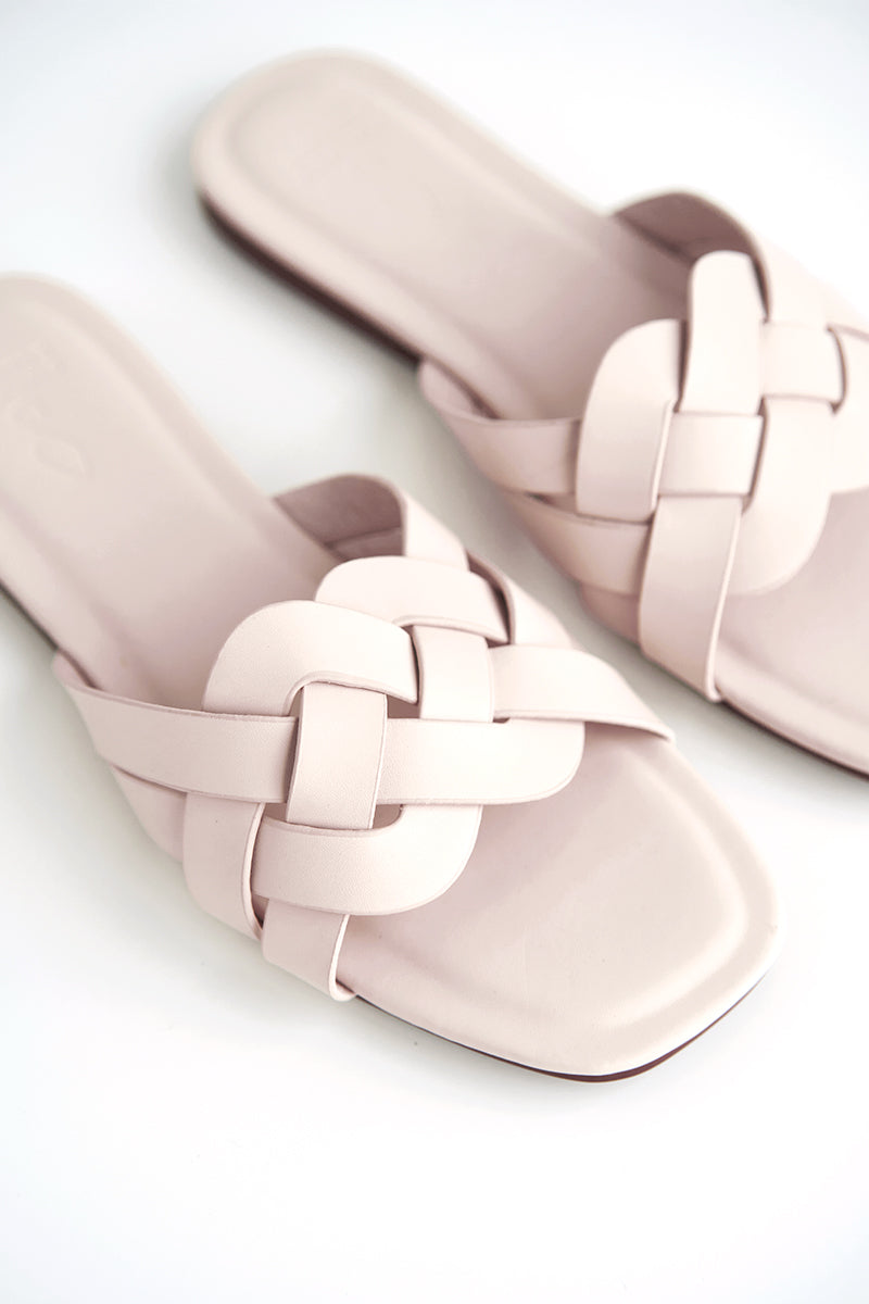 Hyacinth Sliders in Cream