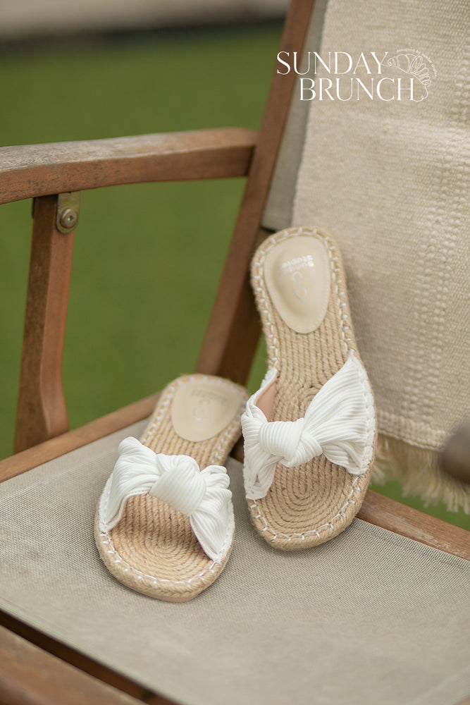 Ibiza Knotted Espadrilles Sliders in White