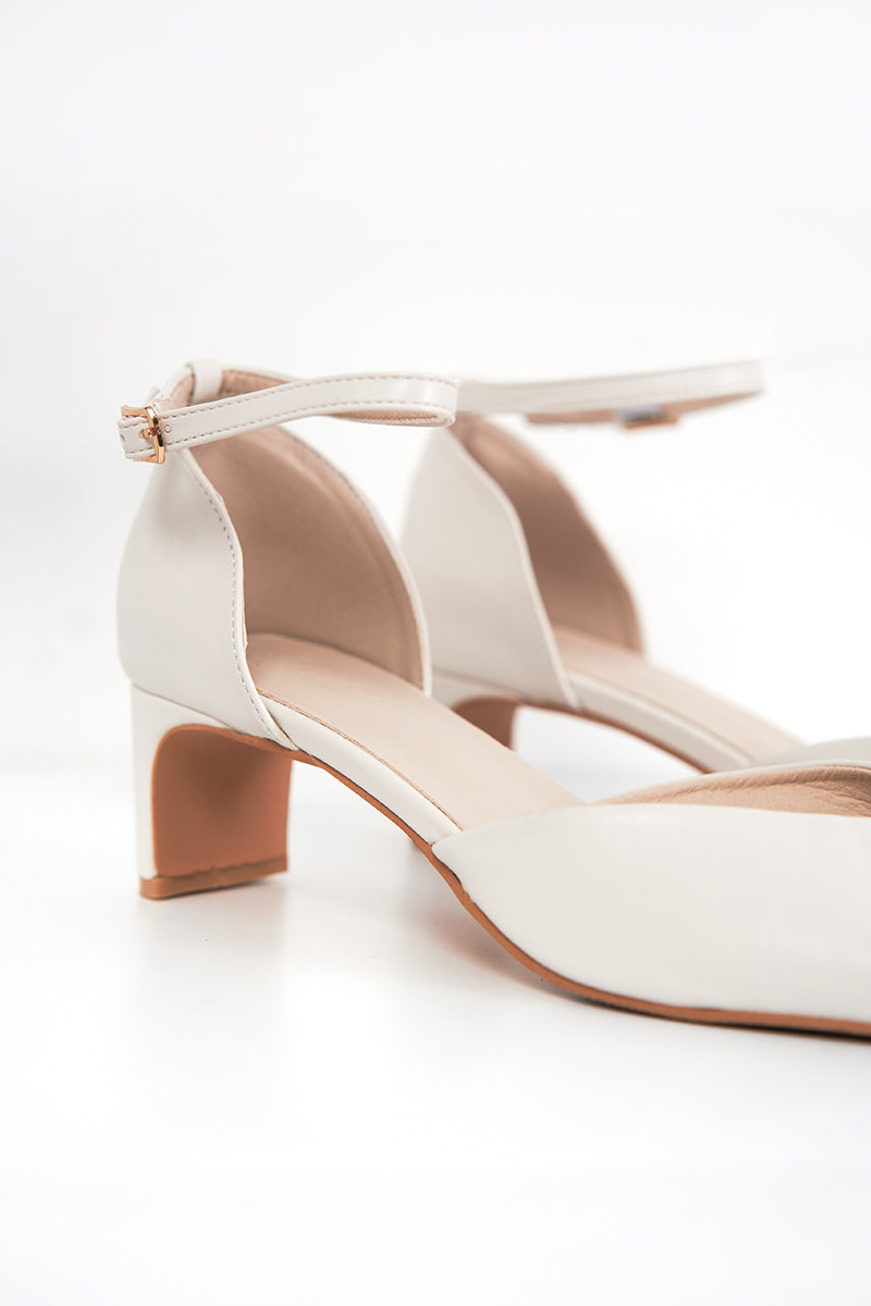 Meyer Heels in Cream