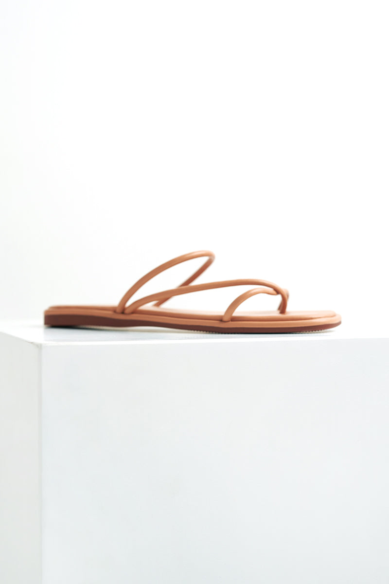 Ollie Strappy Sliders in Tan