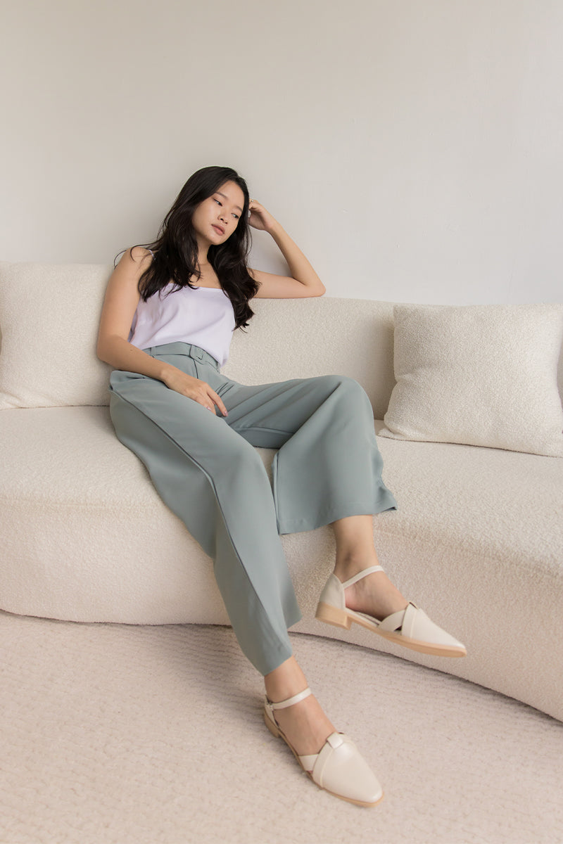 River Weaved Flats in Cream