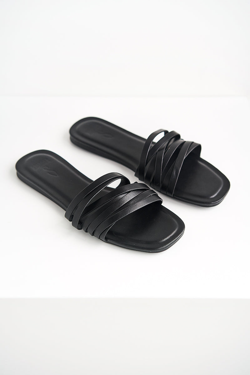 Tara Sliders in Black