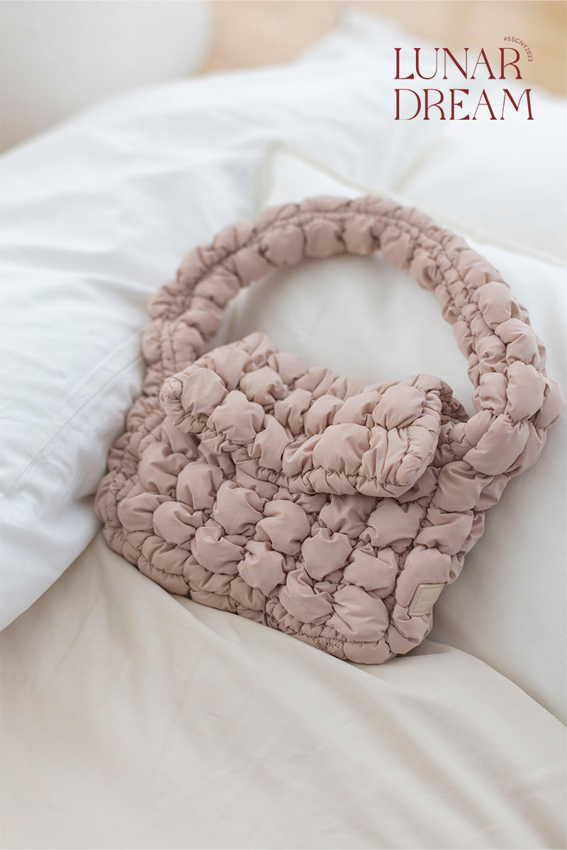 Mochi Pillow Bag in Almond