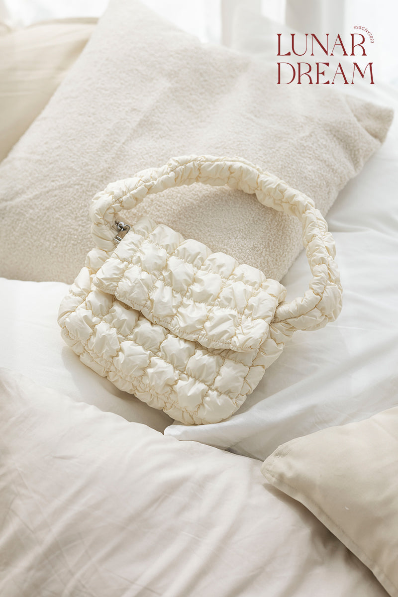 Mochi Pillow Bag in Cream